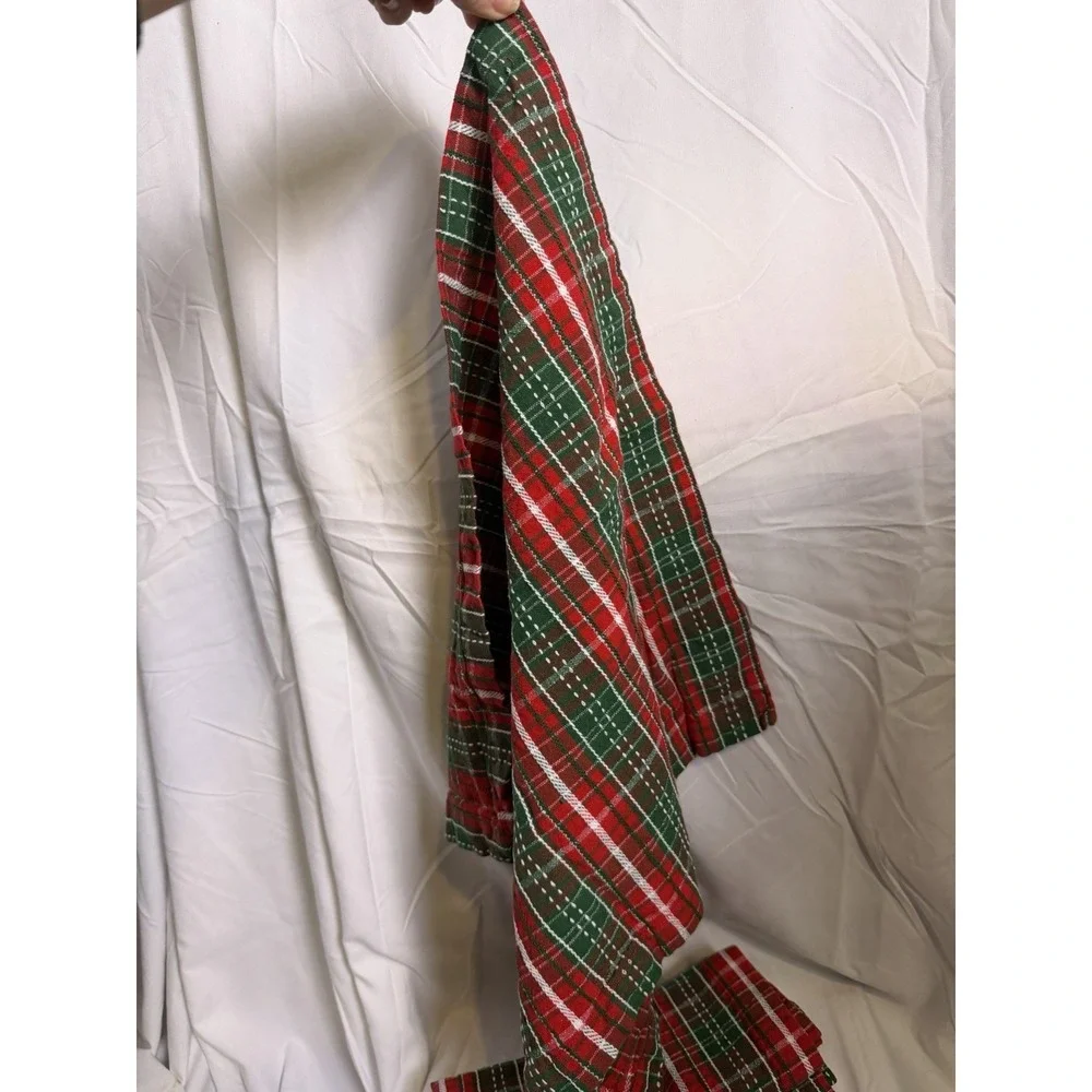Sur La Table Red Green Plaid 100% Cotton 20